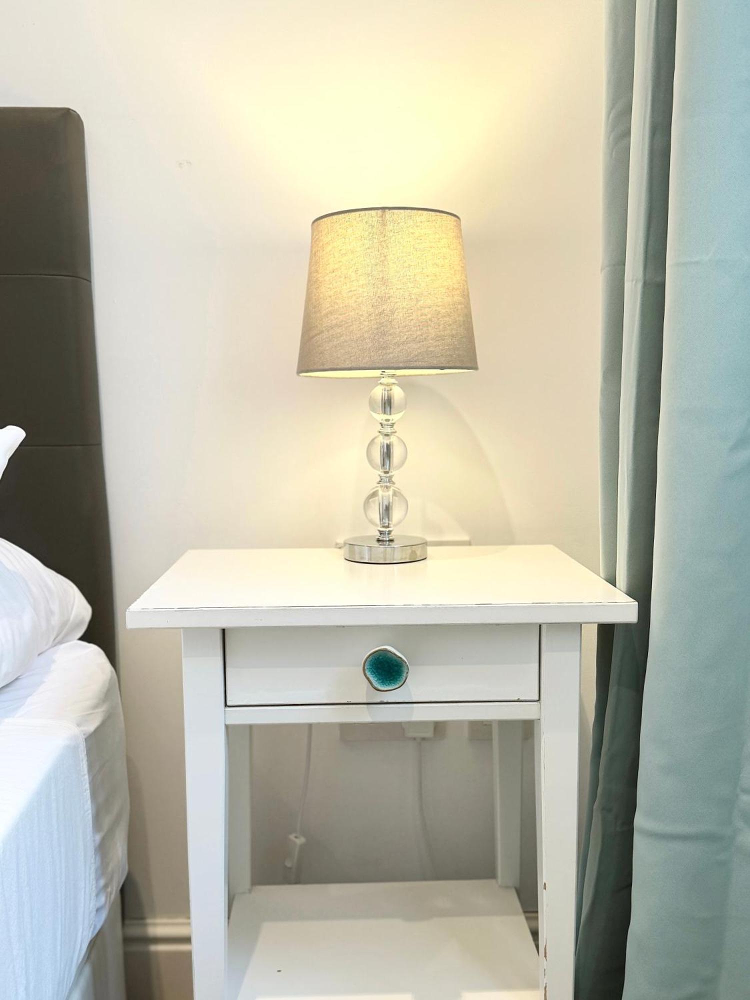 Fabulous City Centre Apartment - Grand Central House ジブラルタル エクステリア 写真
