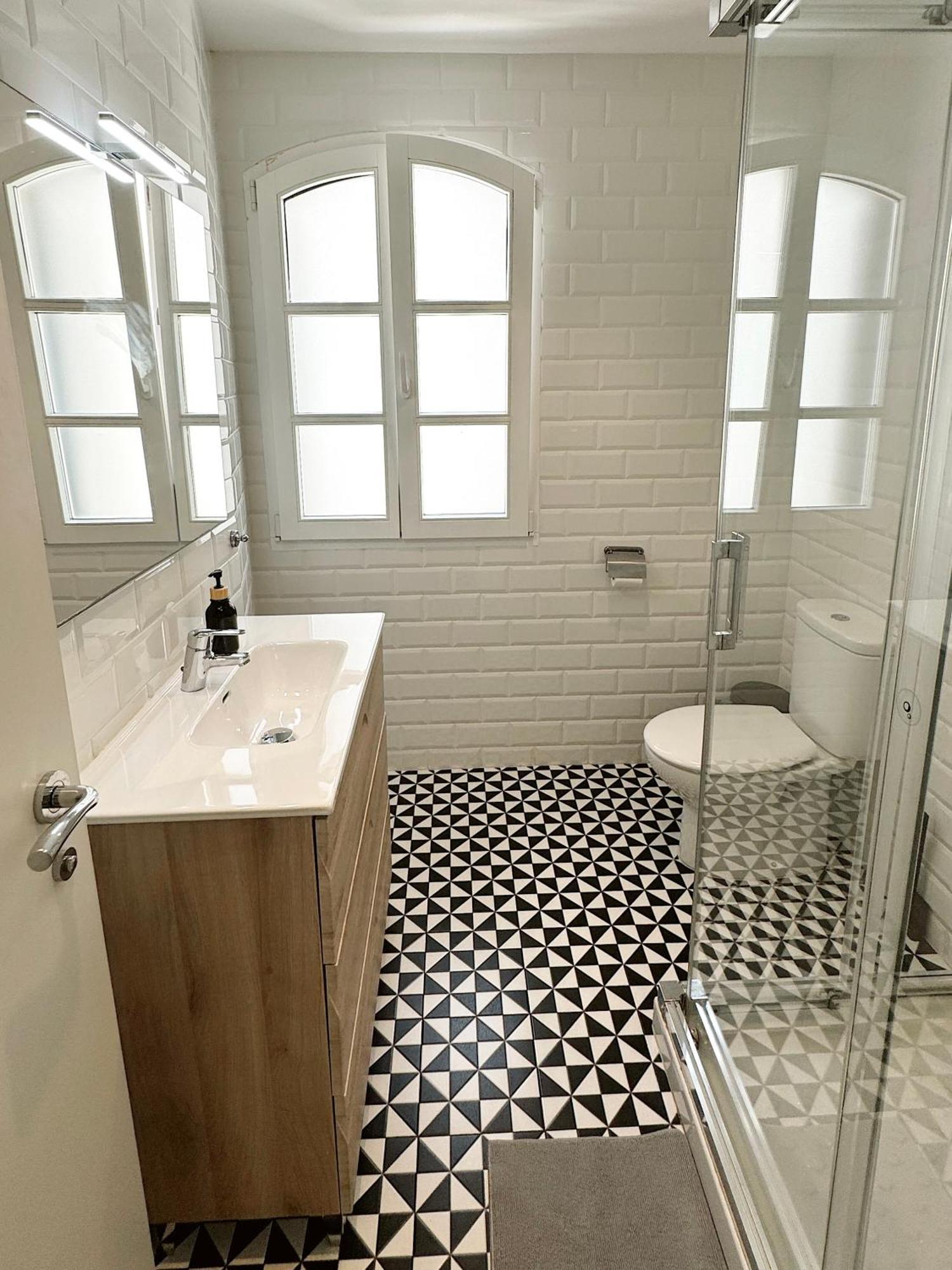 Fabulous City Centre Apartment - Grand Central House ジブラルタル エクステリア 写真