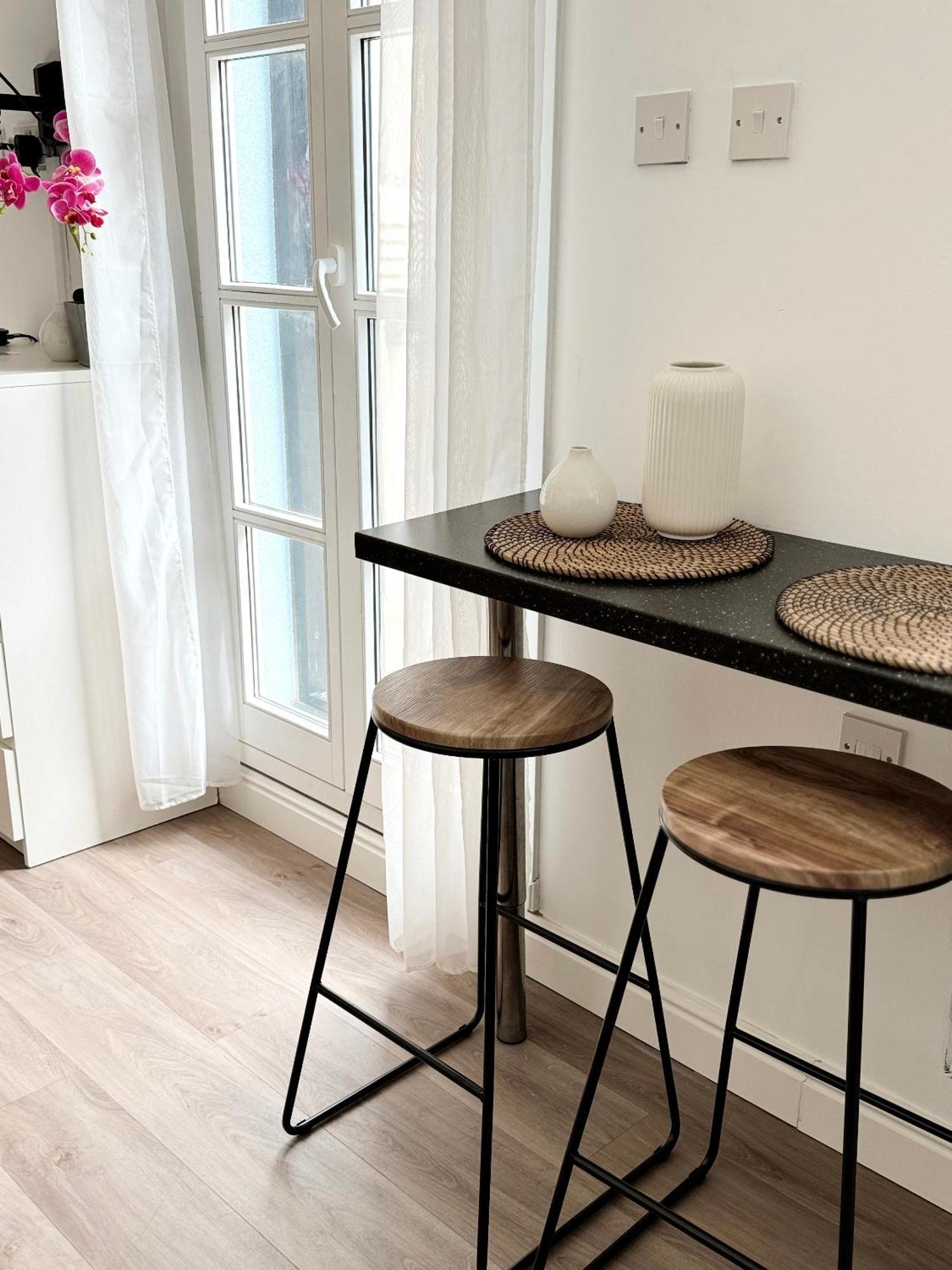 Fabulous City Centre Apartment - Grand Central House ジブラルタル エクステリア 写真